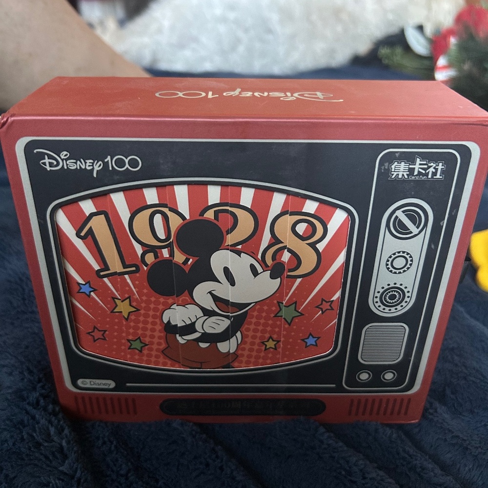 Disney Mickey Mouse keepsake box